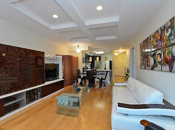 4th image of 6405 Yellowstone Blvd APT 316