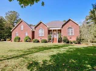 1385 Ron Whicker Dr, Catawba, NC 28609