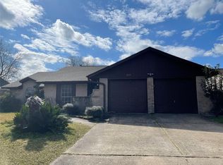 2215 Winter Bay Ln, Houston, TX 77088