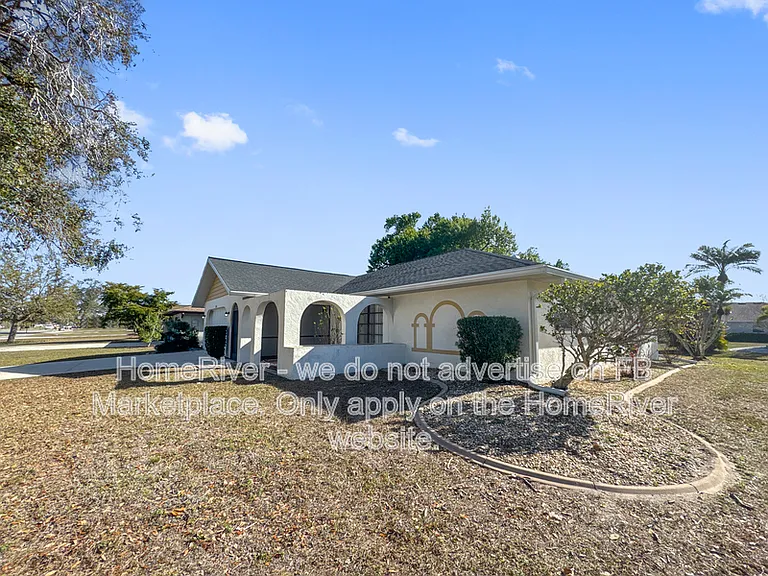 2194 Rio De Janeiro Ave — Photo 24