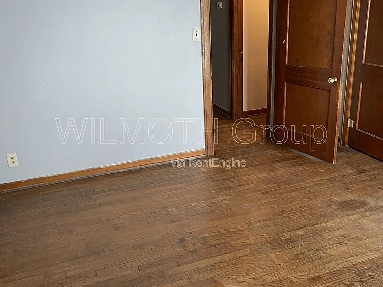 309.5 Central Ave — Photo 8