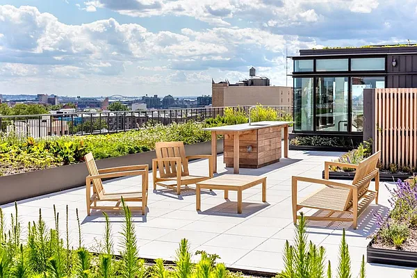 Rented by Pinnacle City Living | media 16