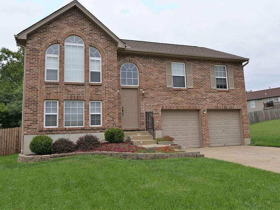 1st image of 2850 Donjoy Dr