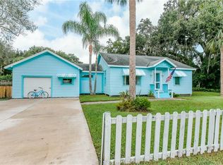 800 Tropical Ave, Chuluota, FL 32766