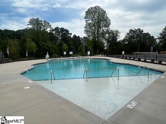 4th image of 181 Gumwood Cir