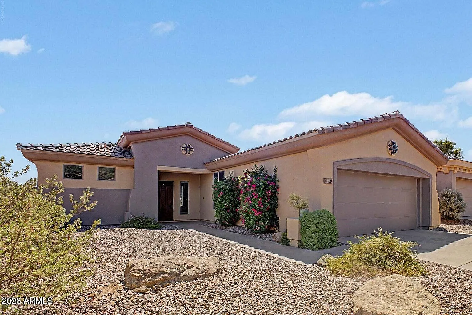 2 bed, 2.0 bath, 1612 sqft, $2,200 — Photo 1