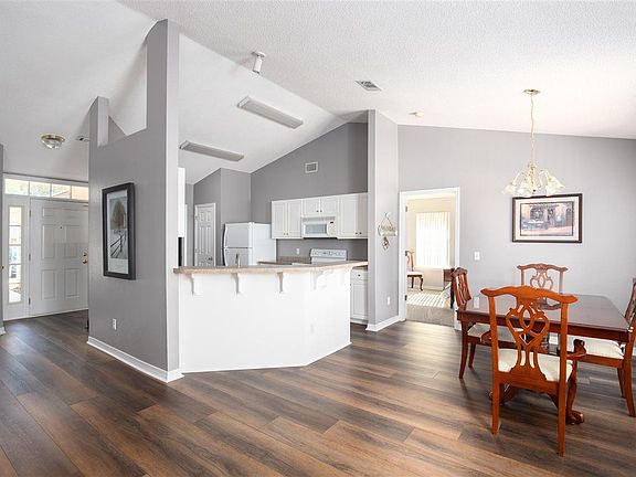 4th image of 1315 Plata Canada Dr