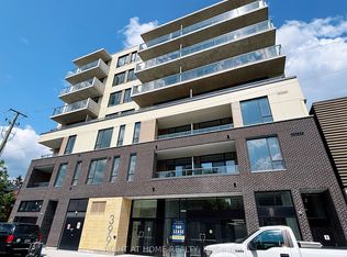 399 Winston Ave #607, Ottawa, ON K2A 1Y8