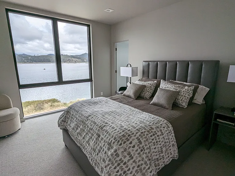 373 Salishan Dr — Photo 18