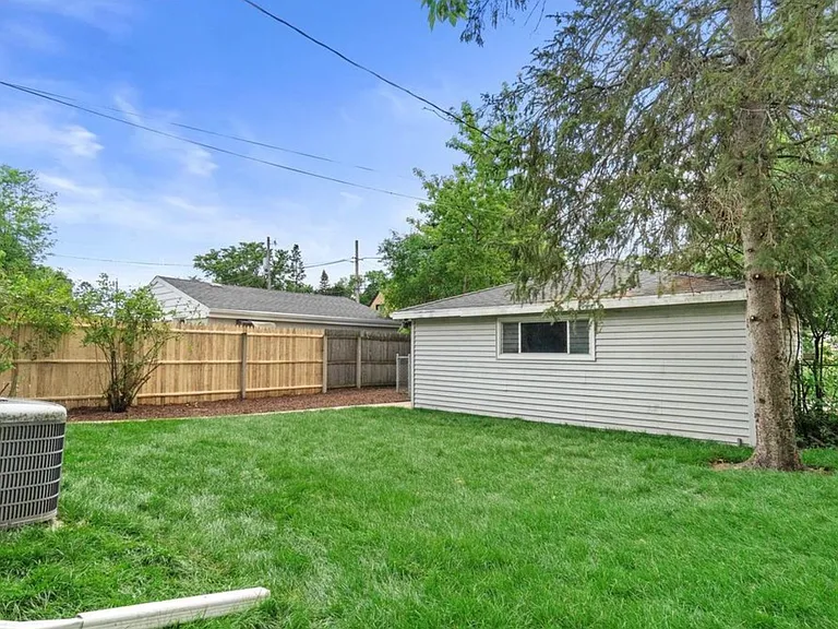 4913 N Navajo Ave — Photo 6