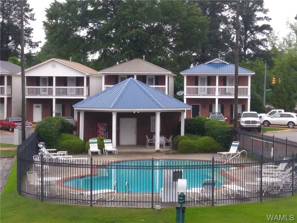 1st image of 18 Brook Meadows Cir #18