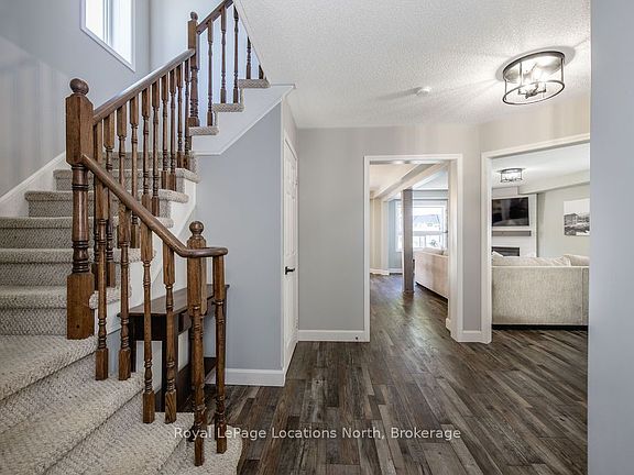 5th image of 67 Wesley Ave