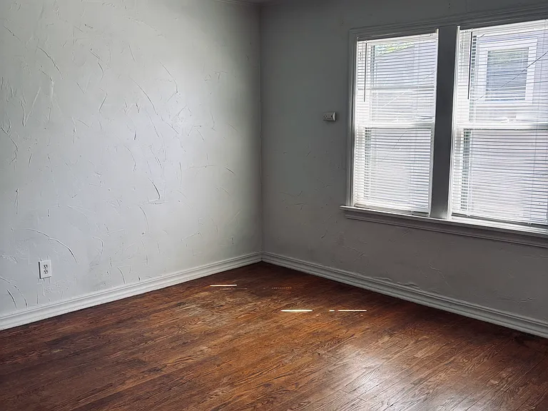 3726 N Shartel Ave #1 — Photo 4