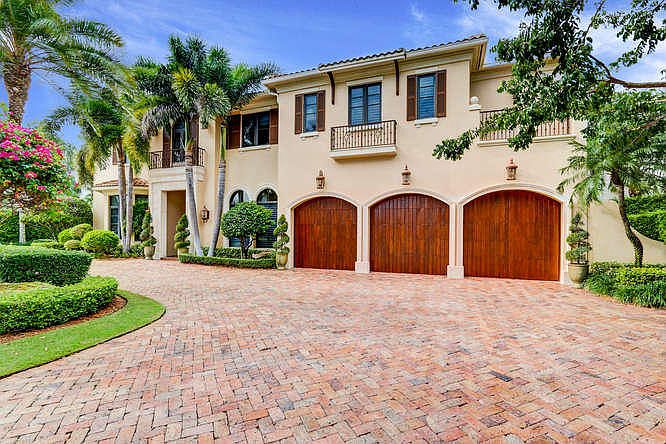Home For Sale In Royal Palm Yacht Club