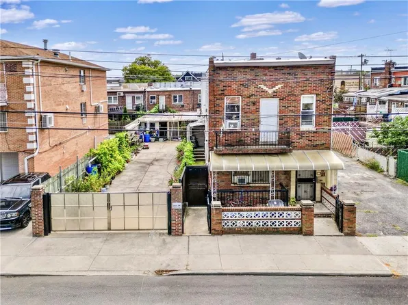8843 26th Ave, Brooklyn, NY 11214