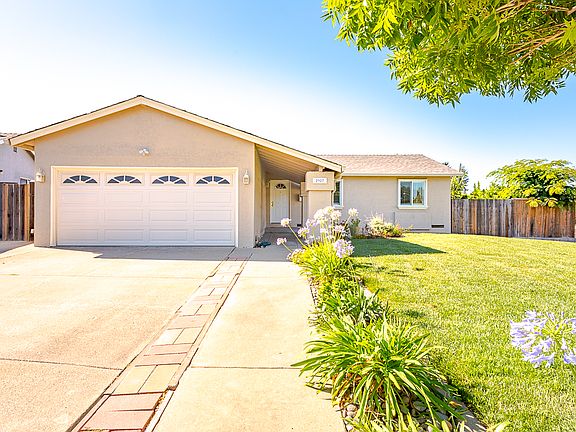 2nd image of 2927 Azelia Ct