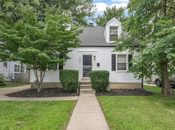 1862 Princeton Rd, Berkley, MI 48072