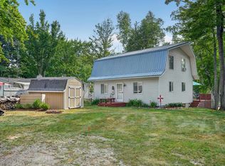 3892 E Thendara Dr, Gladwin, MI 48624
