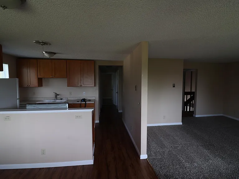 2131 E 19th St #4 — Photo 10