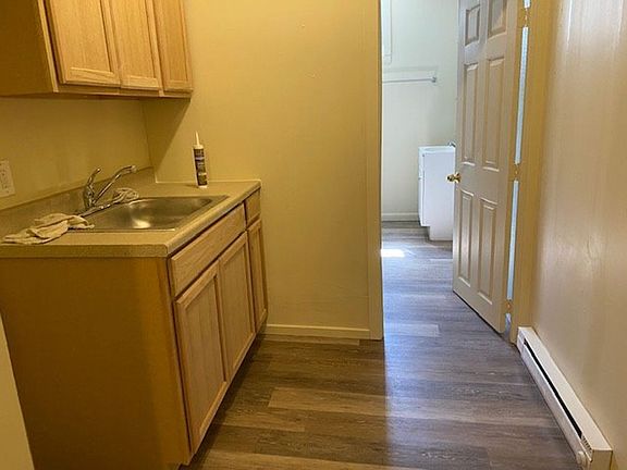 3rd image of 318-320 W Market St Unit 5
