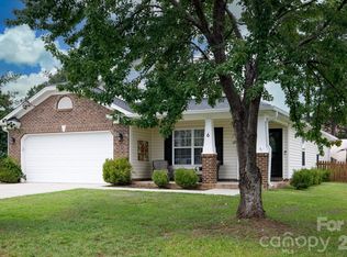 6 Weatherfield Dr, Elgin, SC 29045