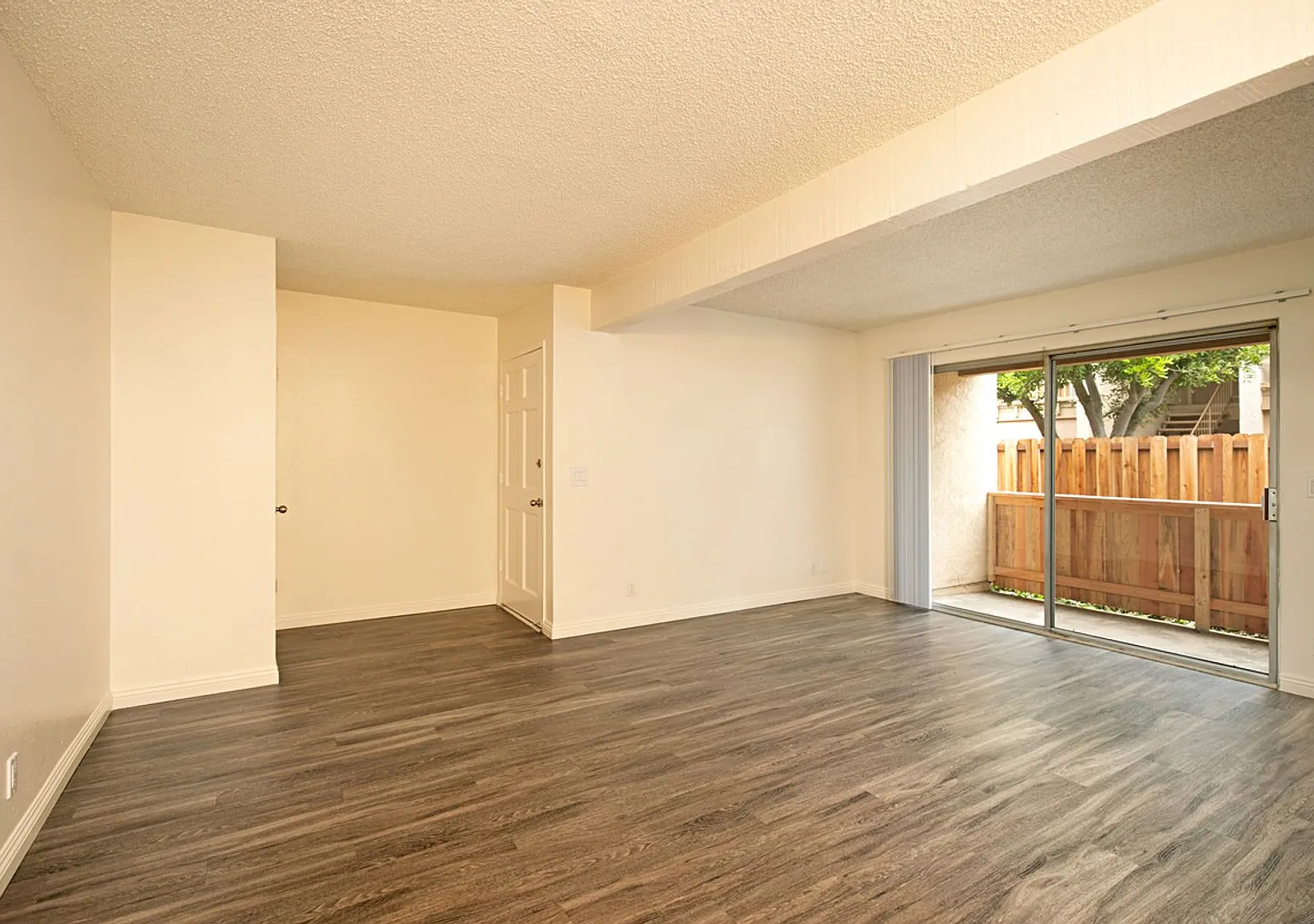 Villa Medera Apartment Homes — Photo 2