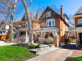 215 Wineva Ave, Toronto, ON M4E2T5