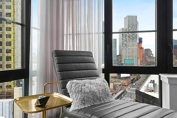 Rented by Living New York | media 4