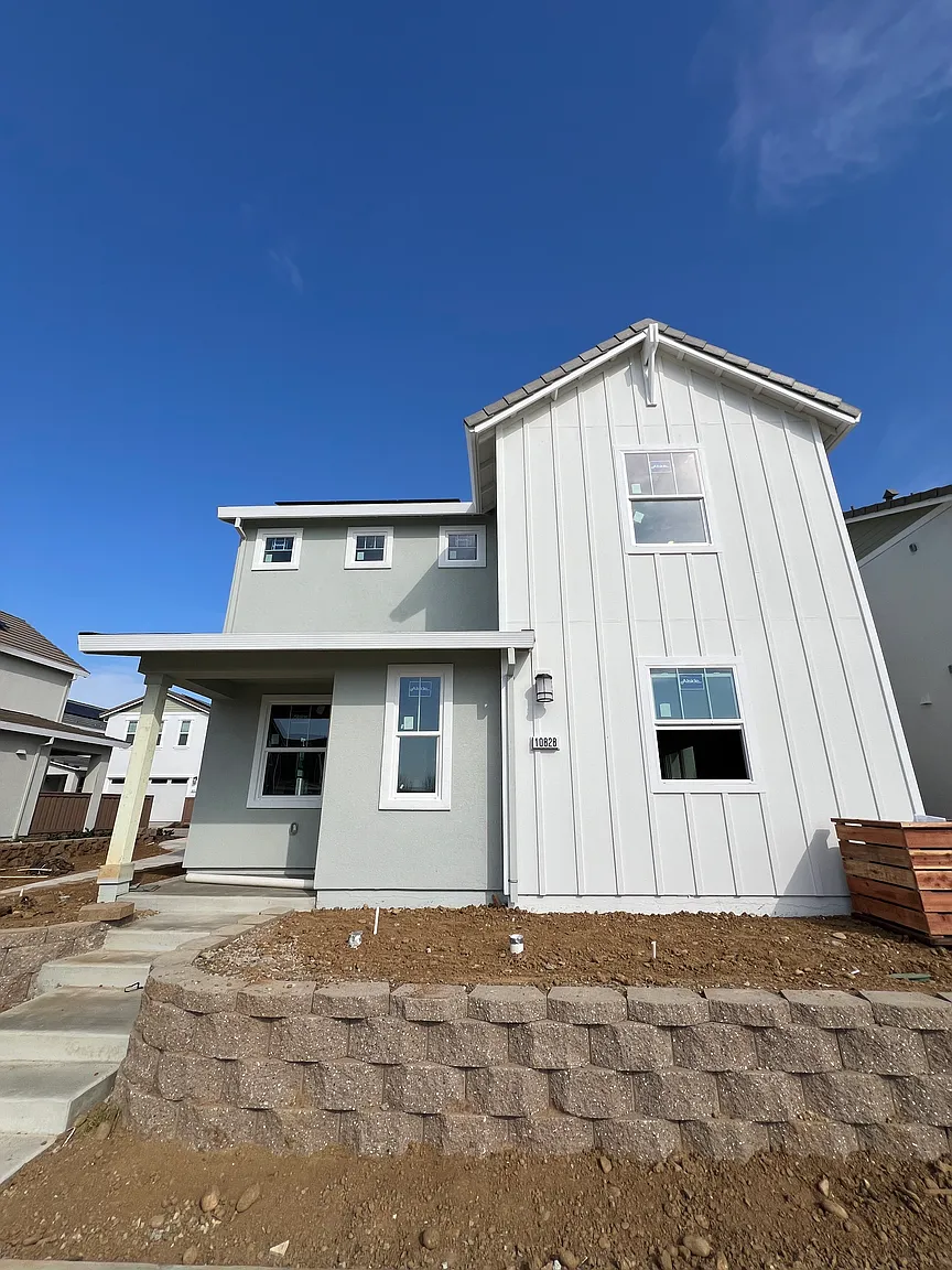 10828 Windrow Way photo 1