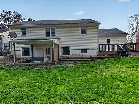 3rd image of 3289 Cricket Dr