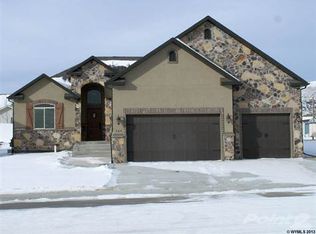 364 Flagstone Dr, Rock Springs, WY 82901