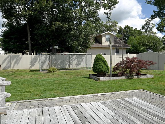 4th image of 428 Lake Barnegat Drive #A