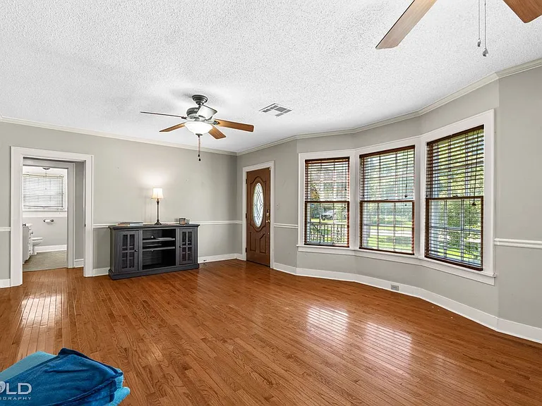 266 Carrollton Ave — Photo 14