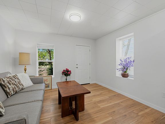 4th image of 206 Sugarite Ave