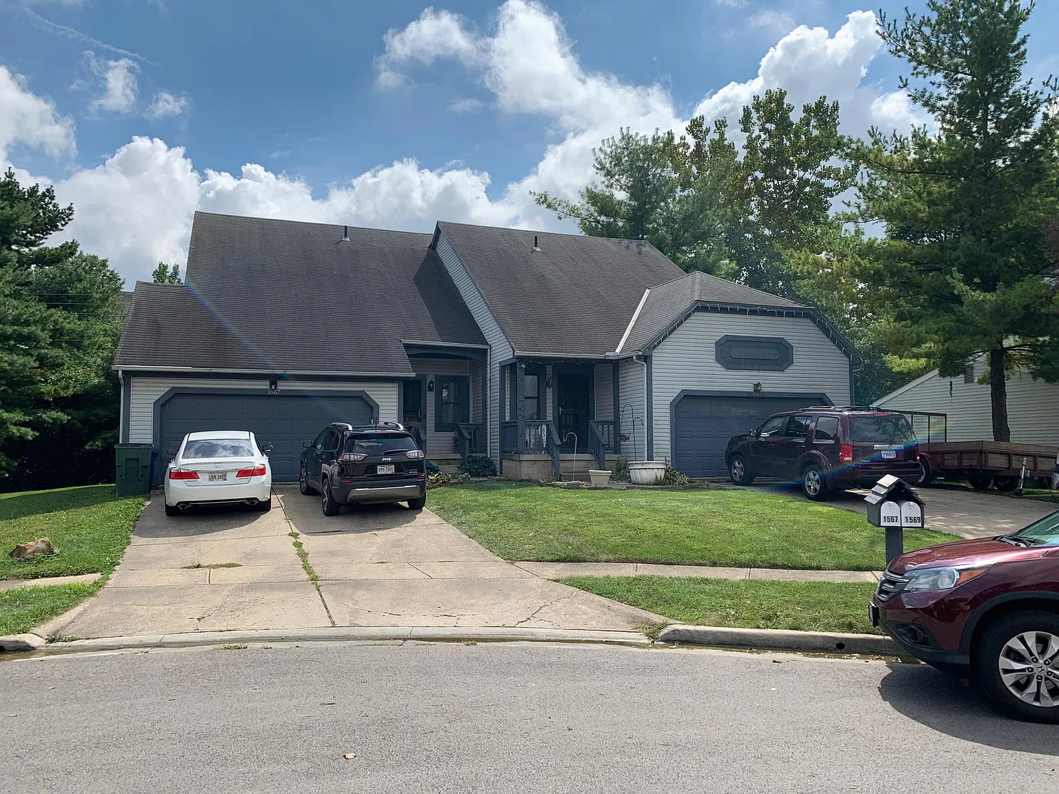 3 bed, 2.5 bath, 1850 sqft, $2,191 — Photo 1