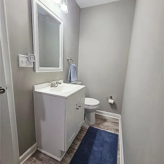 194 Park Dr — Photo 12