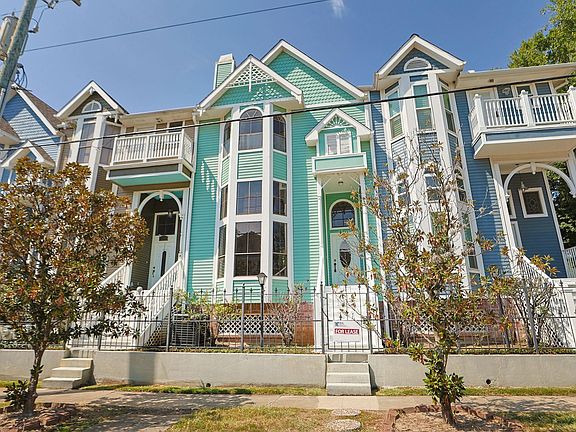2nd image of 2937 Michaux St