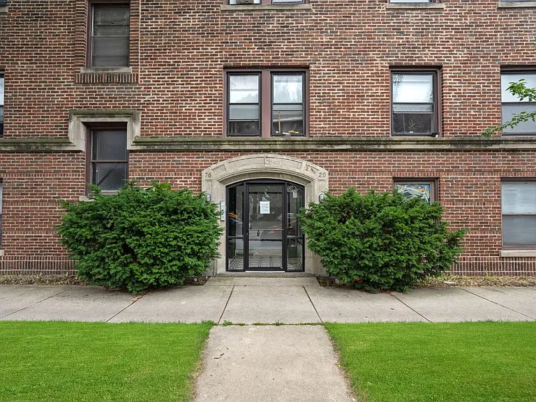 7620 N Sheridan Rd — Photo 10