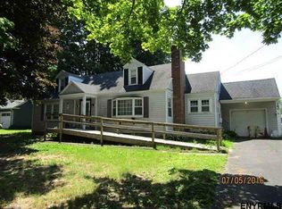 140 Cliff St, Middleburgh, NY 12122