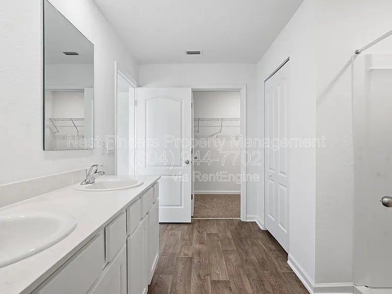 190 Ardila Cir — Photo 3
