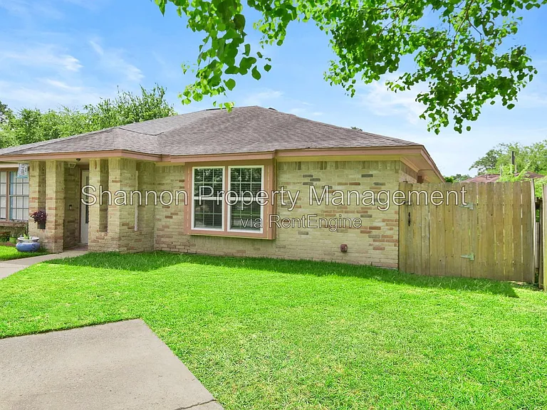 3110 Oak Rock Cir — Photo 2