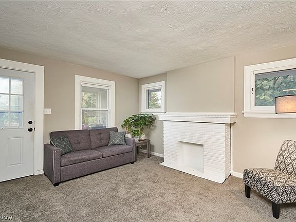 5th image of 2514 Christensen Ave