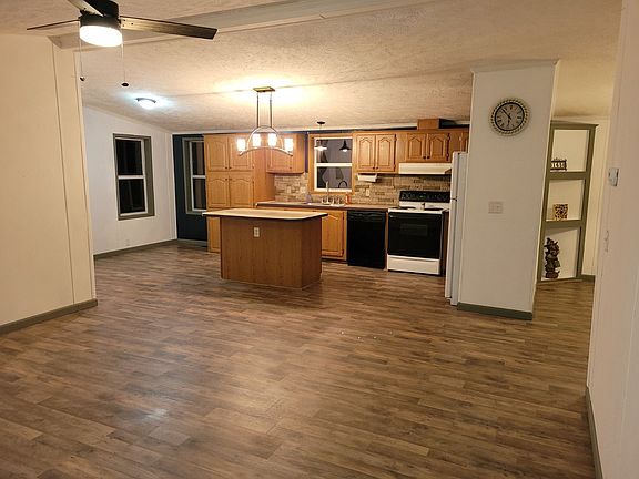 4th image of 165 Burkwood Hills Ln