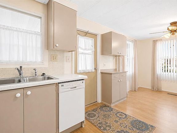 5th image of 512 PALO VERDE DRIVE