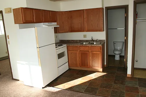 1000 W Ridge St Photo 1