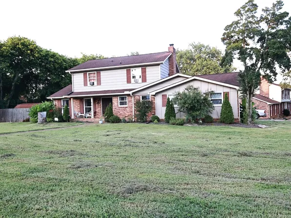 124 Timber Ridge Dr, Nashville, TN 37217