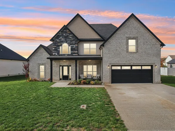 1071 Chagford Dr, Clarksville, TN 37043