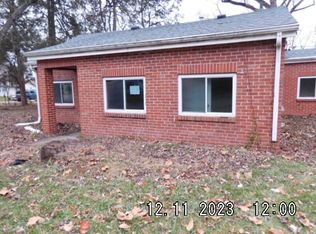 1102 N McKinley Ave, Champaign, IL