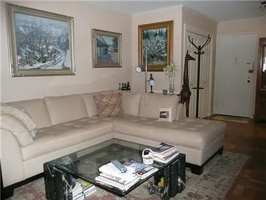 Rented by Ann Ferguson, LLC | media 11