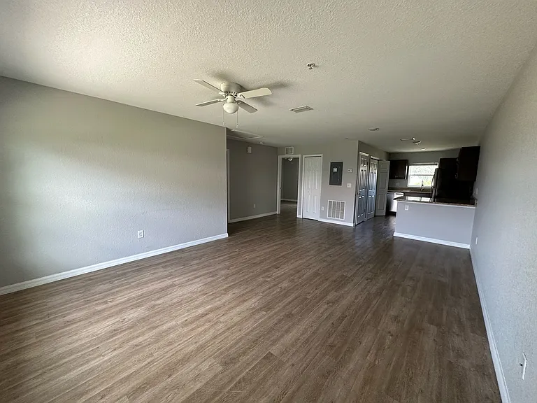 12 Walnut Rd #1 — Photo 3